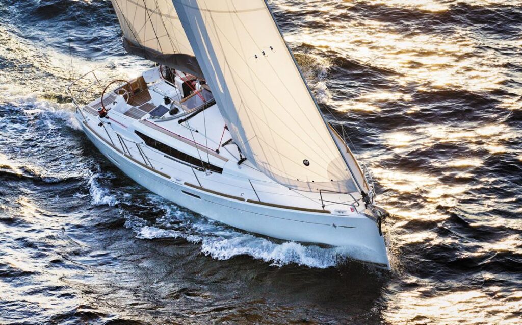Jeanneau Sun Odyssey 389 (12)