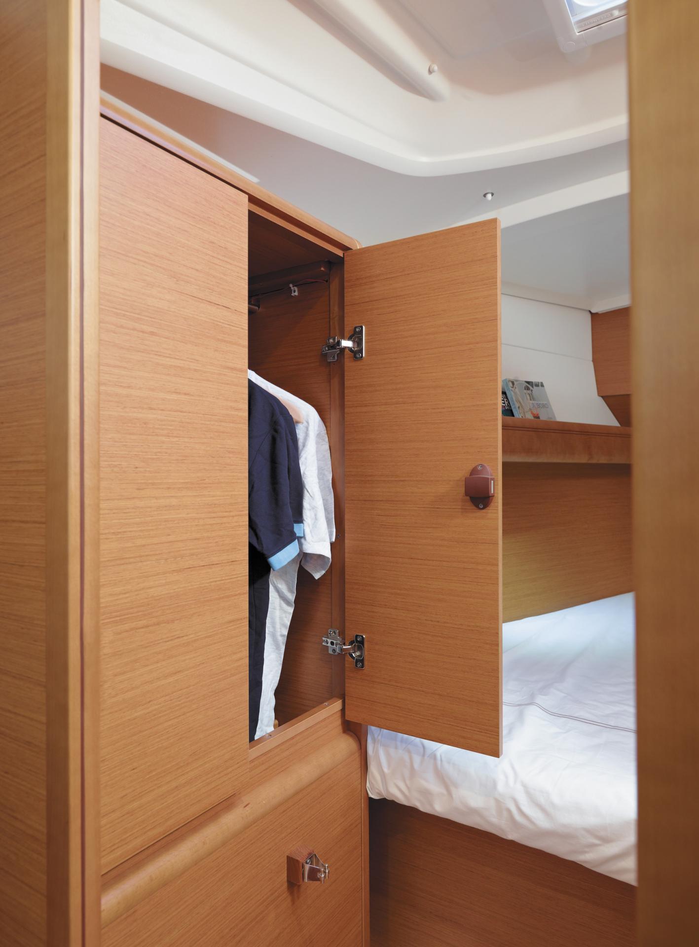 Jeanneau Sun Odyssey 389 (7)